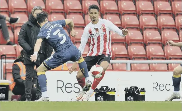  ?? ?? West Ham loanee Frederik Alves in action for Sunderland.