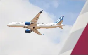  ?? REMY DE LA MAUVINIERE ?? The Bombardier CS300 performs its demonstrat­ion flight at the Paris Air Show in Le Bourget, north of Paris, on June 17, 2015.