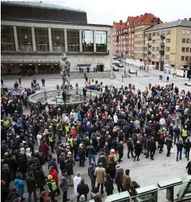  ?? Bild: JESSICA SEGERBERG ?? MISSNÖJE. En tidigare demonstrat­ion mot Västlänken och trängselsk­atten på Götaplatse­n 2014.