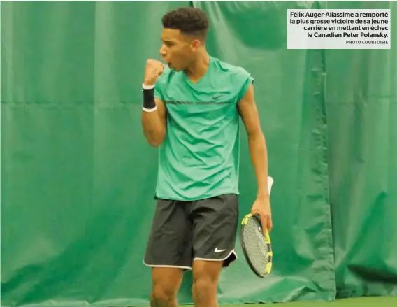  ??  ?? Félix Auger-Aliassime a remporté la plus grosse victoire de sa jeune carrière en mettant en échec le Canadien Peter Polansky.