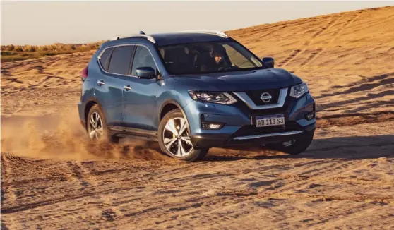  ??  ?? Nissan X-Trail. Llega importado de Japón y es una de las 5 opciones de SUV con tracción integral que ofrece nuestro mercado.