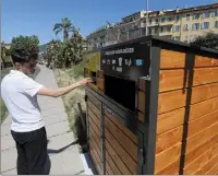  ?? (Photo C.D.) ?? Des composteur­s ont été installés sur la Promenade du Paillon en mai dernier. L’expériment­ation est pour l’instant un succès.