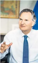  ?? Foto: Europäisch­e Kommission ?? Robert-Jan Smits ist der Kopf hinter den radikalen Plänen, wissenscha­ftliche Artikel für alle zugänglich zu machen.