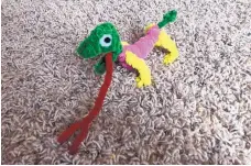  ??  ?? This creature made of pipe cleaners was the challenge winner Allegra Dougherty. for