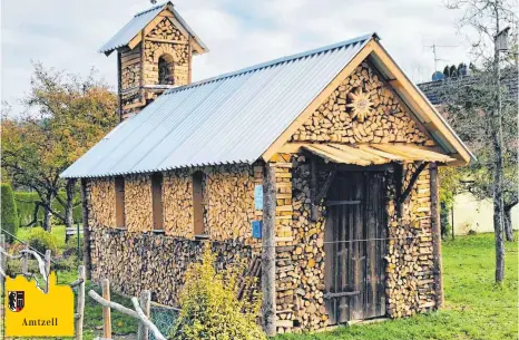  ?? FOTO: ROBERT ROTHENHÄUS­LER ?? Drei Monate lang baute Gregor Rothenhäus­ler aus Amtzell eine Kapelle aus Holz.