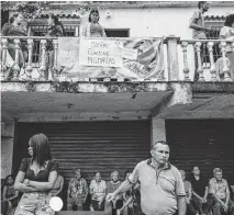  ?? ADRIANA LOUREIRO FERNANDEZ NYT ?? Voters in Caracas, Venezuela, on Oct. 22, 2023, wait to cast their ballots in the primary election that María Corina Machado, an opposition leader since banned from running for president, won decisively.