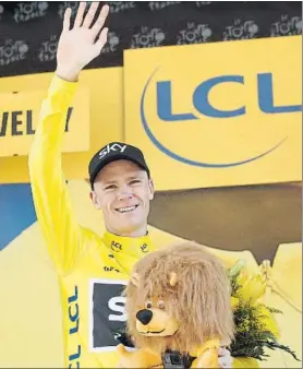  ?? FOTO: EFE ?? Chris Froome sufrió, pero sigue comandando el Tour con una semana por delante