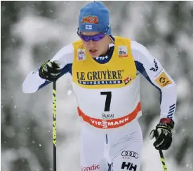  ?? FOTO: LEHTIKUVA/MARTTI KAINULAINE­N ?? Matti Heikkinen var nöjd med sin femteplats i jaktstarte­n.