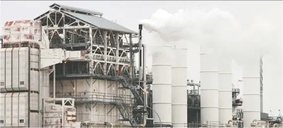  ?? FILES ?? Shell's Scotford refinery north of Edmonton already has a $1.35 billion carbon-capture facility with a proposal to build a second similar complex to capture emissions.