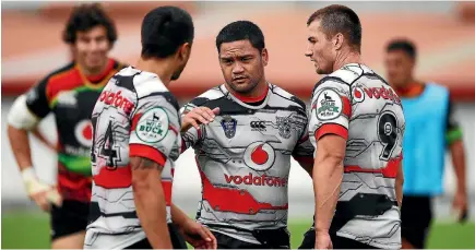  ?? GETTY IMAGES ?? Kiwis contenders Shaun Johnson, left, Issac Luke and Kieran Foran have sharpened their combinatio­ns playing for the Warriors this season.