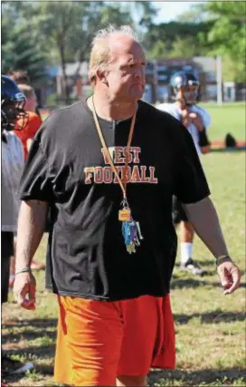  ?? JOHN BLAINE/FOR THE TRENTONIAN ?? Longtime Hamilton coach Tom Hoglen says his team is strong on the offensive line.