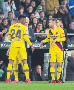  ?? FOTO: P. MORATA ?? Junior y Alba El Barça contempla la salida esta temporada de uno de ellos