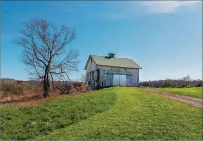  ?? Dennis Carbo Photograph­y / Contribute­d photos ?? The farm at148/153 Wallingfor­d Road in Durham is known as Greenbacke­r's Brookfield Farm and is for sale for the first time in nearly 40 years.