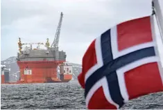  ??  ?? Ένα σημαντικό μέρος της δραστηριότ­ητας των Νορβηγών εφοπλιστών είναι οι offshore δραστηριότ­ητες, που συνδέονται με την έρευνα, άντληση και μεταφορά πετρελαίου από τα θαλάσσια κοιτάσματα.