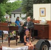  ?? KAREN ALVORD — ONEIDA DAILY DISPATCH ?? The Sherrill Centennial parade on Saturday.