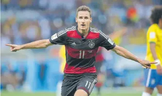  ?? ARCHIVO EFE ?? Miroslave Klose es en la actualidad el preparador de atacantes en la selección de Alemania.