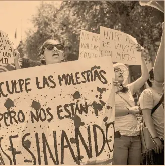  ?? foto: afp ?? calles este domingo para protestar por el crimen de la joven Mara.