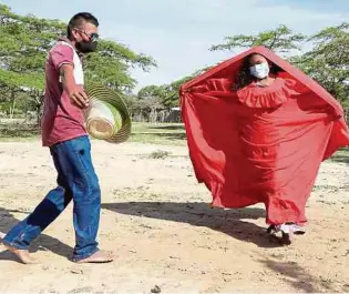  ?? EFE ?? Para las comunidade­s wayuu es el sabedor ancestral el que permite sanación y armonía.