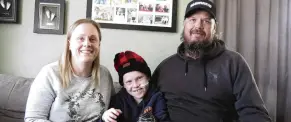  ?? PHOTOS: TRACIE BARRETT ?? Grateful . . . Catherine and Darryn Gale are thankful for the Alexandra community, which came together to raise funds after their 9yearold son, Maddox, was diagnosed with cancer.