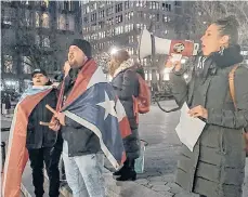  ?? MARIELIS ACEVEDO IRIZARRY / IMPREMEDIA ?? Miembros de la diáspora boricua protestaro en Union Square contra el gobierno que lidera Wanda Vázquez.