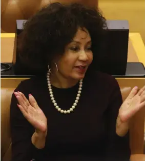  ??  ?? Ms Lindiwe Sisulu