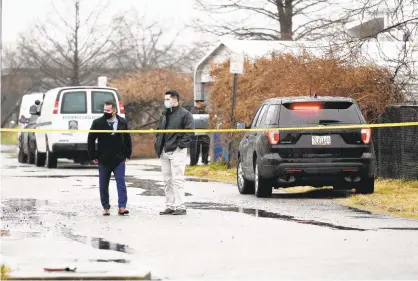  ?? CAPITAL GAZETTE PHOTOS
PAUL GILLESPIE/ ?? An Anne Arundel County police officer fatally shot a man in Pasadena on Thursday while responding to a call, a police spokespers­on said.