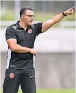  ?? FOTO: HORSTMÜLLE­R ?? U23-Trainer Taskin Aksoy hofft auf die Wende.