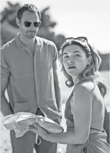  ??  ?? On holiday, actress Charlie (Florence Pugh) is drawn into espionage by Israeli agent Becker (Alexander Skarsgard).