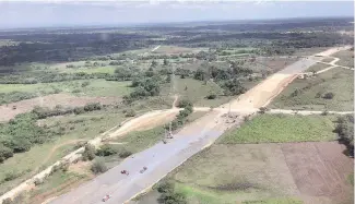  ?? F.E. ?? El tramo II de la Circunvala­ción de Santo Domingo, es de 20.2 kilómetros.