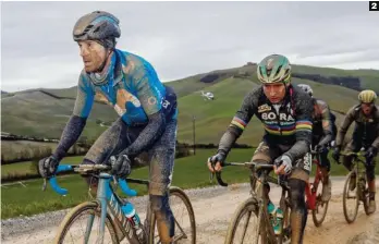  ??  ?? Reacción tardía. Valverde estuvo más inspirado que Sagan, aunque no llegó a tiempo de meterse en la lucha por el podio.