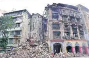  ?? HT FILE PHOTO ?? The June 9 fire in the Kothari building at Fort has raised questions over the safety of nearby buildings.