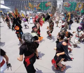  ?? (File Photo/AP/Eduardo Verdugo) ?? Mexican dancers perform during the ceremony.