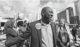  ?? Yi-Chin Lee / Staff photograph­er ?? Mayor Sylvester Turner welcomed representa­tives from the DNC to the city Thursday as they consider where to hold their 2020 convention.