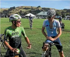  ??  ?? Above, Kate McIlroy talks to a support crew member after winning the women’s Le Race while men’s winner Daniel Whitehouse (left) chats to former race record holder Michael Vink.