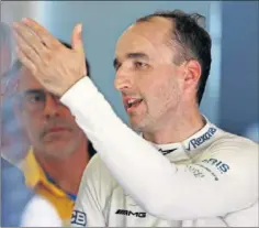  ??  ?? DE VUELTA. Kubica formó parte de nuevo de un GP de F1.