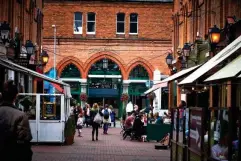  ??  ?? Georges Street Arcade, Dublin (Andrew Bradley)