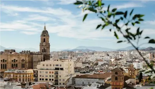  ?? ?? Pittoresqu­e mais troublé : Une vue du centre de Malaga