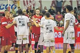  ?? (LA VOZ) ?? Otra etapa. Atenas e Instituto comienzan hoy a jugar los octavos frente a Olímpico de La Banda y a Regatas de Corrientes, respectiva­mente.