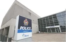  ?? TONY CALDWELL ?? The Ottawa Police Service draft budget, revealed in a special meeting of the police board, includes hiring 30 new officers.