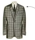  ??  ?? DESDE 1818 Un traje de Brooks Brothers encierra la herencia del estilo americano.