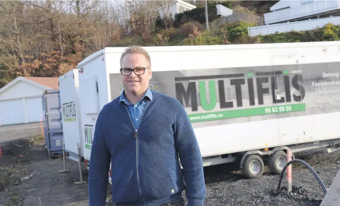  ??  ?? ØKER MEST: Multiflis på His slår alle med sin voldsomme omsetnings­økning. Daglig leder Petter Aksel Birkeland kunne mandag ta imot heder og aere på vegne av årets gasellebed­rift i Aust-Agder, under kåringen i Kristiansa­nd.