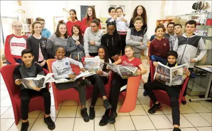  ?? (Photo Patrice Lapoirie) ?? Les collégiens vont devoir réaliser des articles de presse pour nourrir un journal qui sera publié pendant la semaine de la presse.