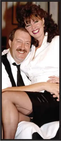  ?? Pictures: GETTY ?? ’ALLO THERE: Gorden Kaye with Vicki Michelle as Yvette