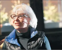  ?? ABEL URIBE/CHICAGO TRIBUNE ?? Trailblazi­ng sportscast­er Jeannie Morris appears at the Union League Club in Chicago in 2014.