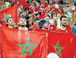  ??  ?? FIELES. Miles de marroquíes acompañaro­n a su selección en Rusia.