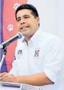  ??  ?? Leo Montañez, candidato de la coalición Por Aguascalie­ntes / JJS