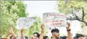  ?? ANUSHREE FADNAVIS/HT ?? Students protest against the CBSE for announcing retest of leaked papers in New Delhi on Thursday.