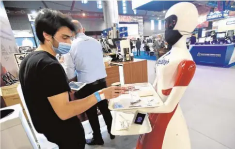  ?? // FRANCIS SILVA ?? Uno de los ingenios que se muestra en la feria de hostelería en Málaga