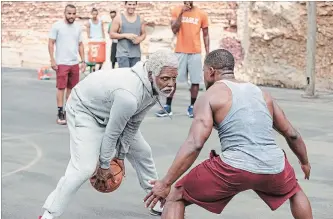  ?? QUANTRELL D. COLBERT LIONSGATE ?? Kyrie Irving stars as Uncle Drew in the film of the same name.