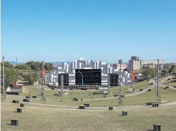  ?? ?? A música (e o resto) chega hoje ao Parque da Bela Vista, em Lisboa